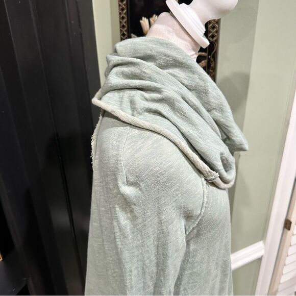 Free People Beach Moss Green Cowl Neck Pullover Size XS/S - Picture 4 of 11